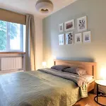 Serene 1Br With Sauna & Private Entrance