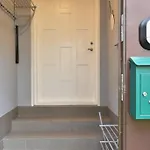 Serene 1Br With Sauna & Private Entrance