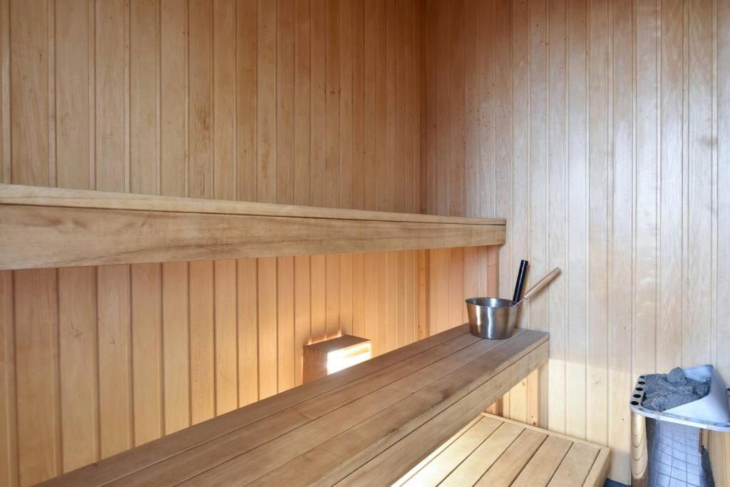 Serene 1br With Sauna & Private Entrance